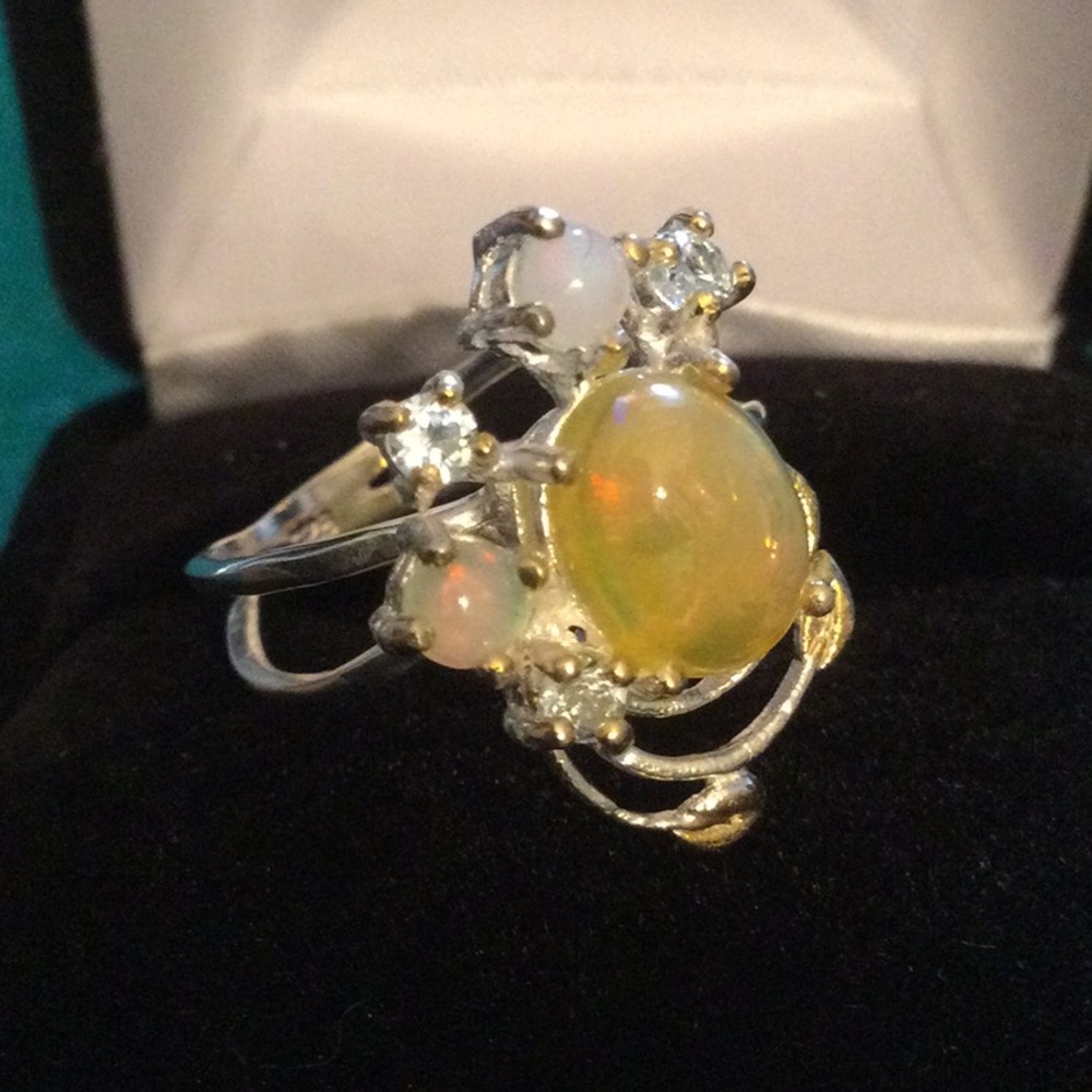 SPECIAL BUY GENUINE OPAL RING 10mm by 8mm Ring - Picture 7 of 12